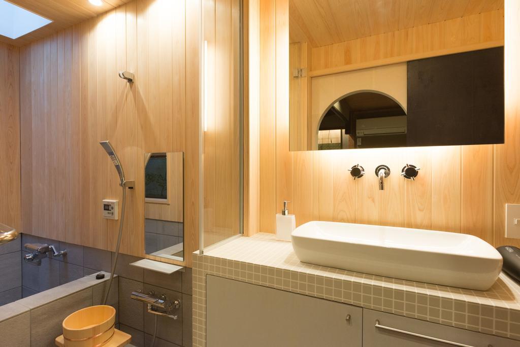 Вілла Kakishibu An Machiya House Кіото Номер фото