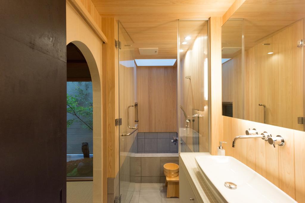 Вілла Kakishibu An Machiya House Кіото Номер фото