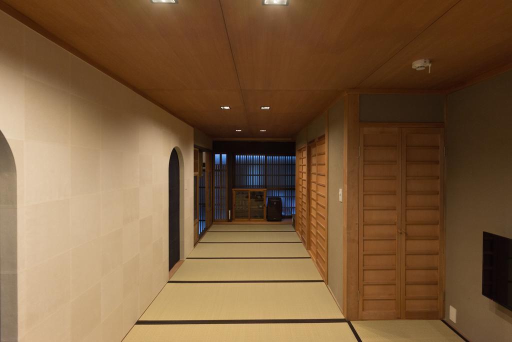 Вілла Kakishibu An Machiya House Кіото Номер фото
